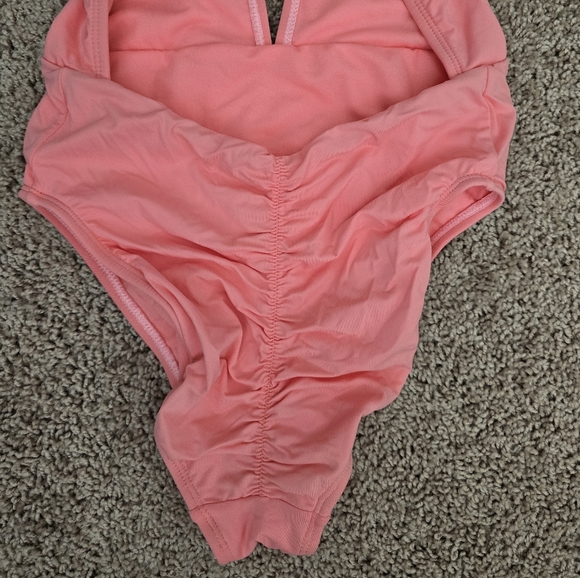 Bikini Lab One Piece - Picture 4 of 4